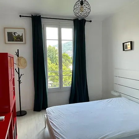 Spacieux à Nizza